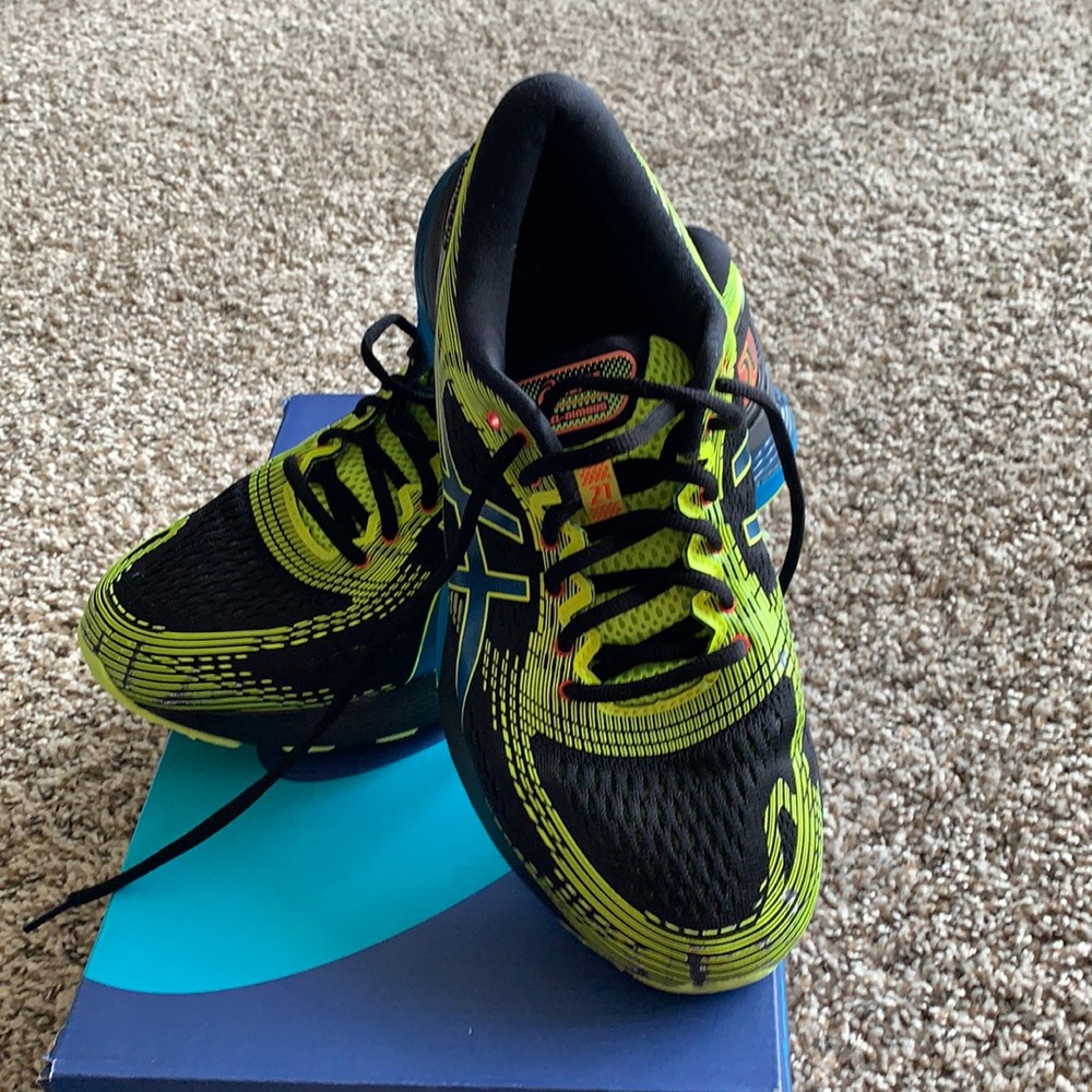 Gel-Nimbus 21 SP Black/Safety Yellow